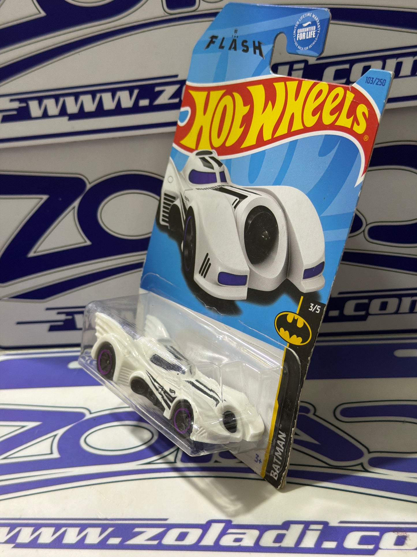 HKJ74 BATMOBILE