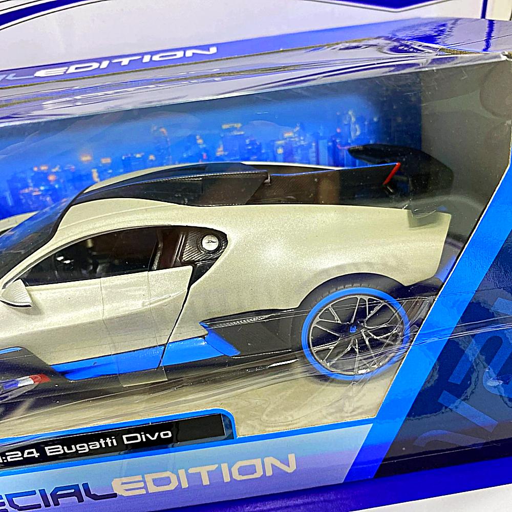 1/24 BUGATTI DIVO