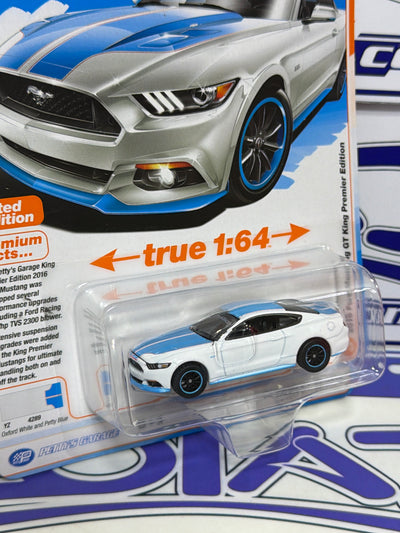 AW64452 FORD MUSTANG GT KING