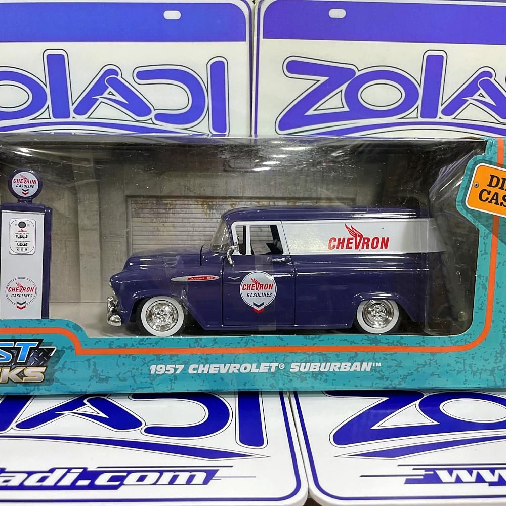 35044 1/24 CHEVROLET SUBURBAN