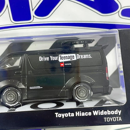 TARMAC TOYOTA HIACE WIDEBODY