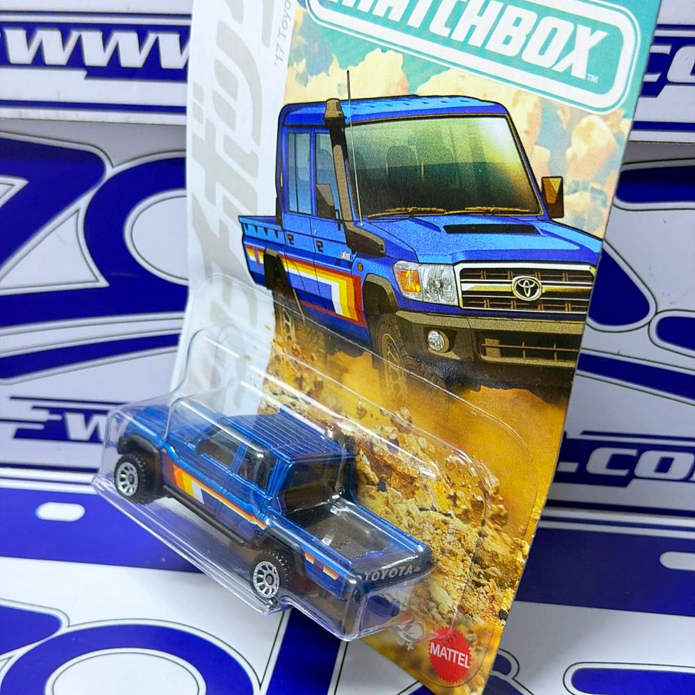 JJR67 TOYOTA LAND CRUISER 78