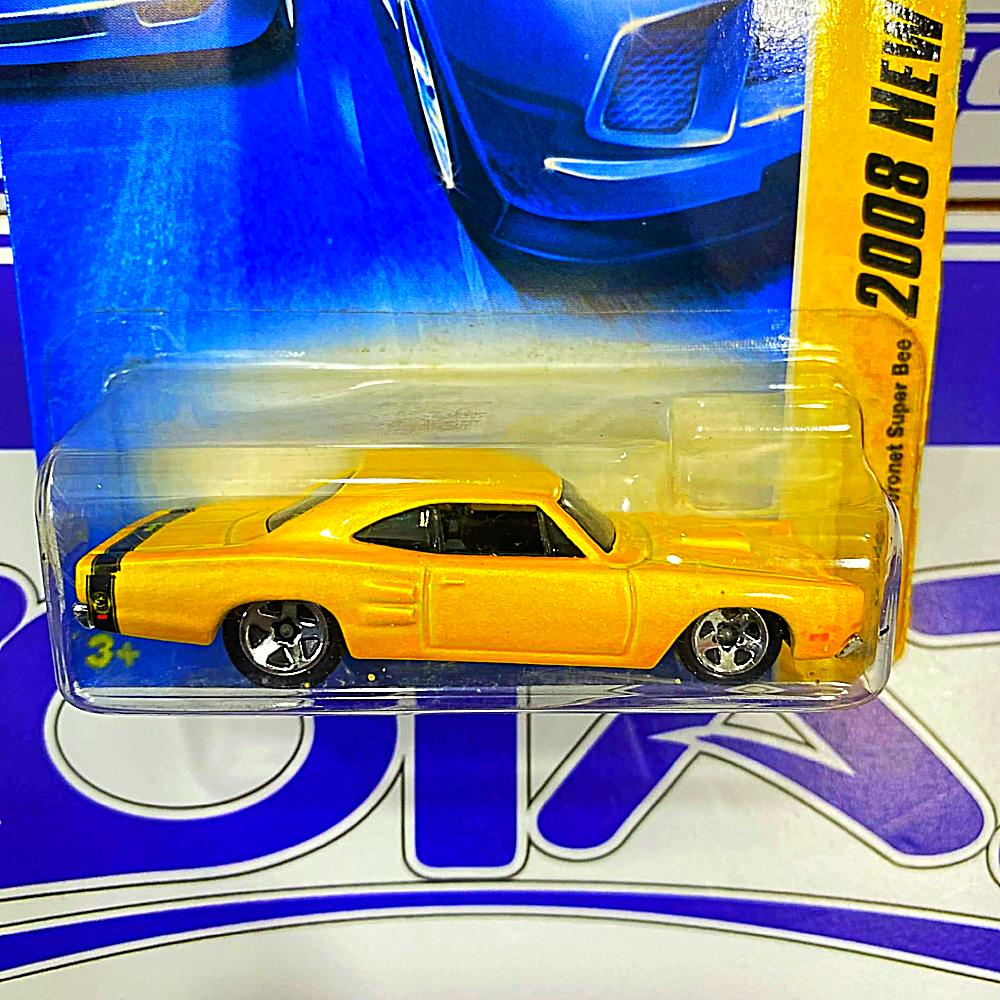 L9920 69 DODGE CORONET SUPER BEE