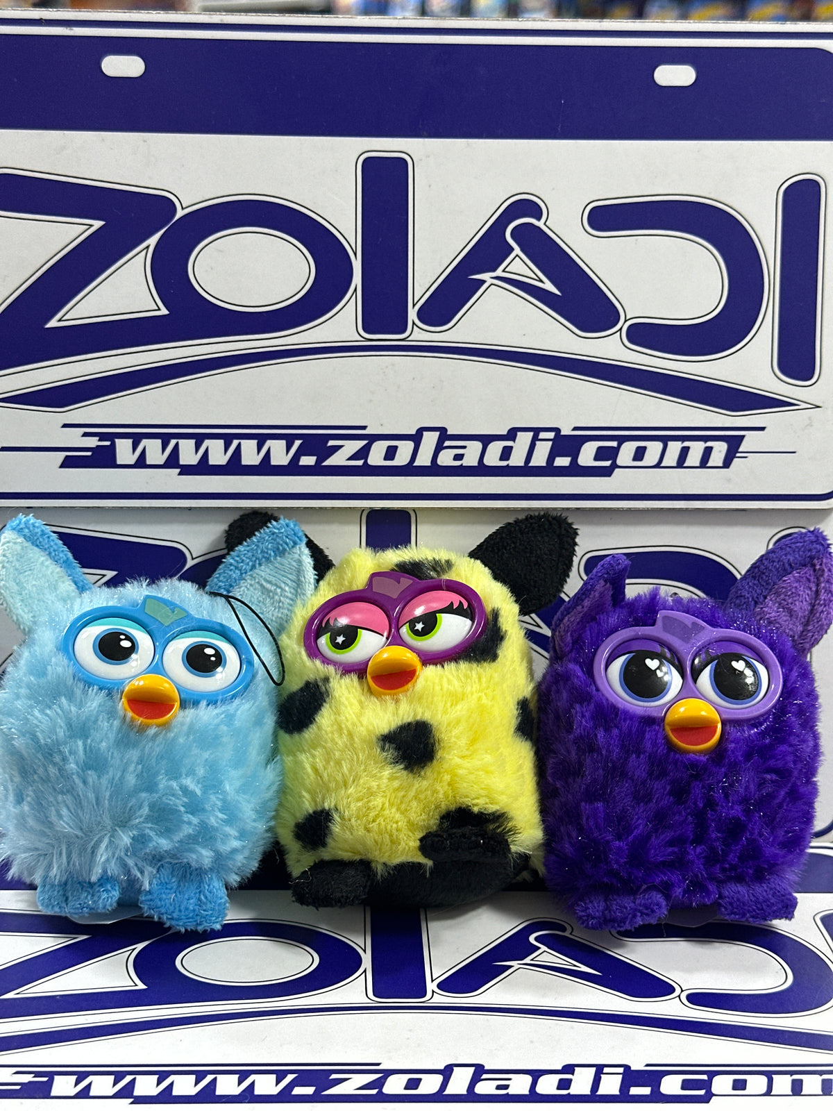 LLAVEROS DE PELUCHE DE FURBY ALEATORIOS