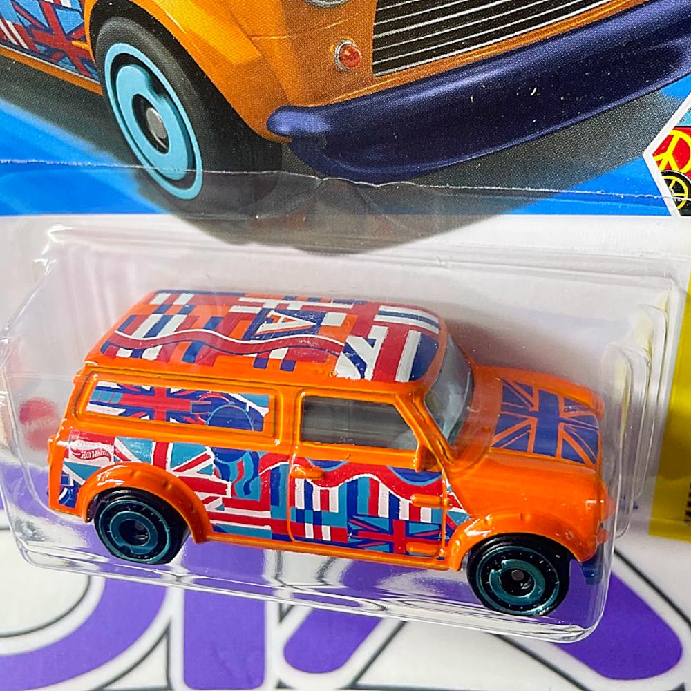 JBB00 67 AUSTIN MINI VAN