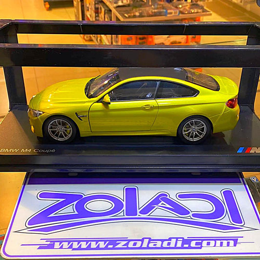BMW M4 COUPÉ 1/18