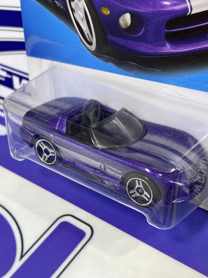 HKK11 DODGE VIPER RT 10