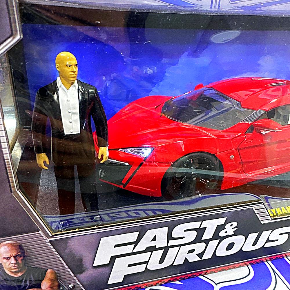 31140 DOM Y LYKAN HYPERSPORT 1/18