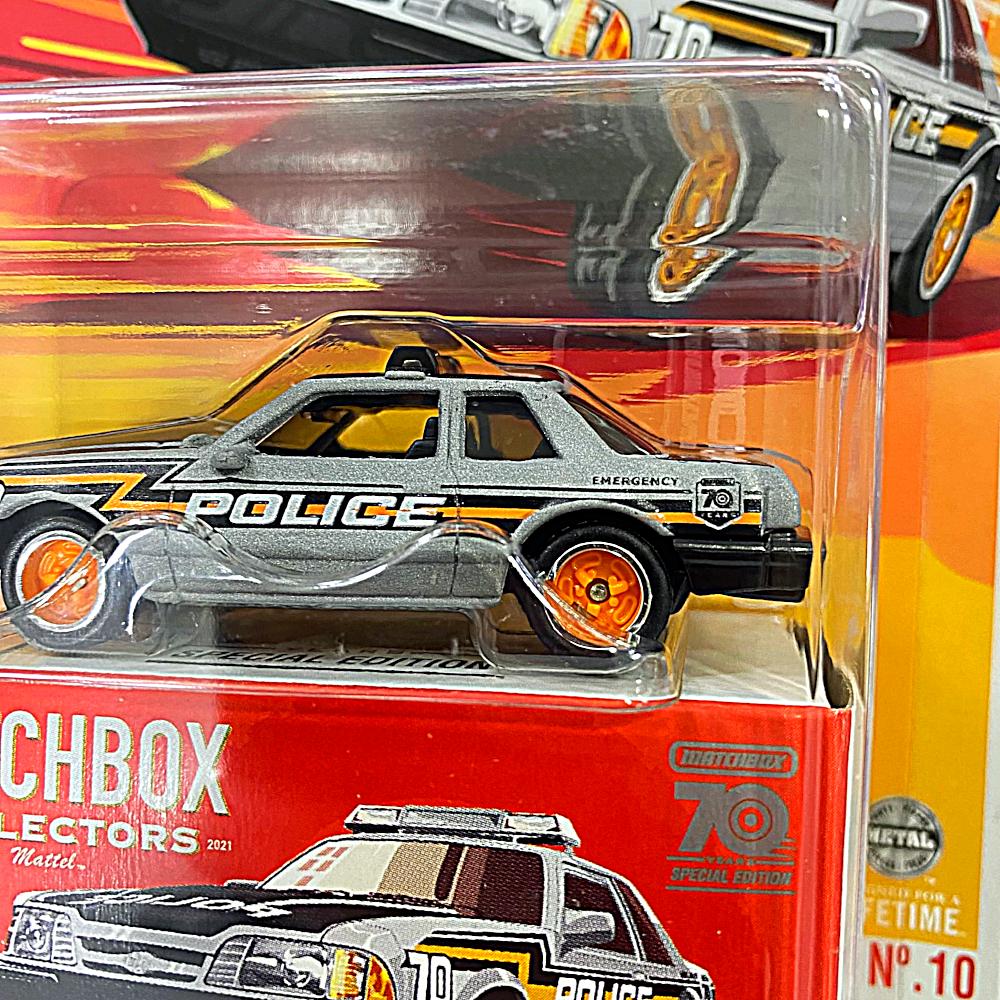 HLJ68 1993 FORD MUSTANG LX SSP