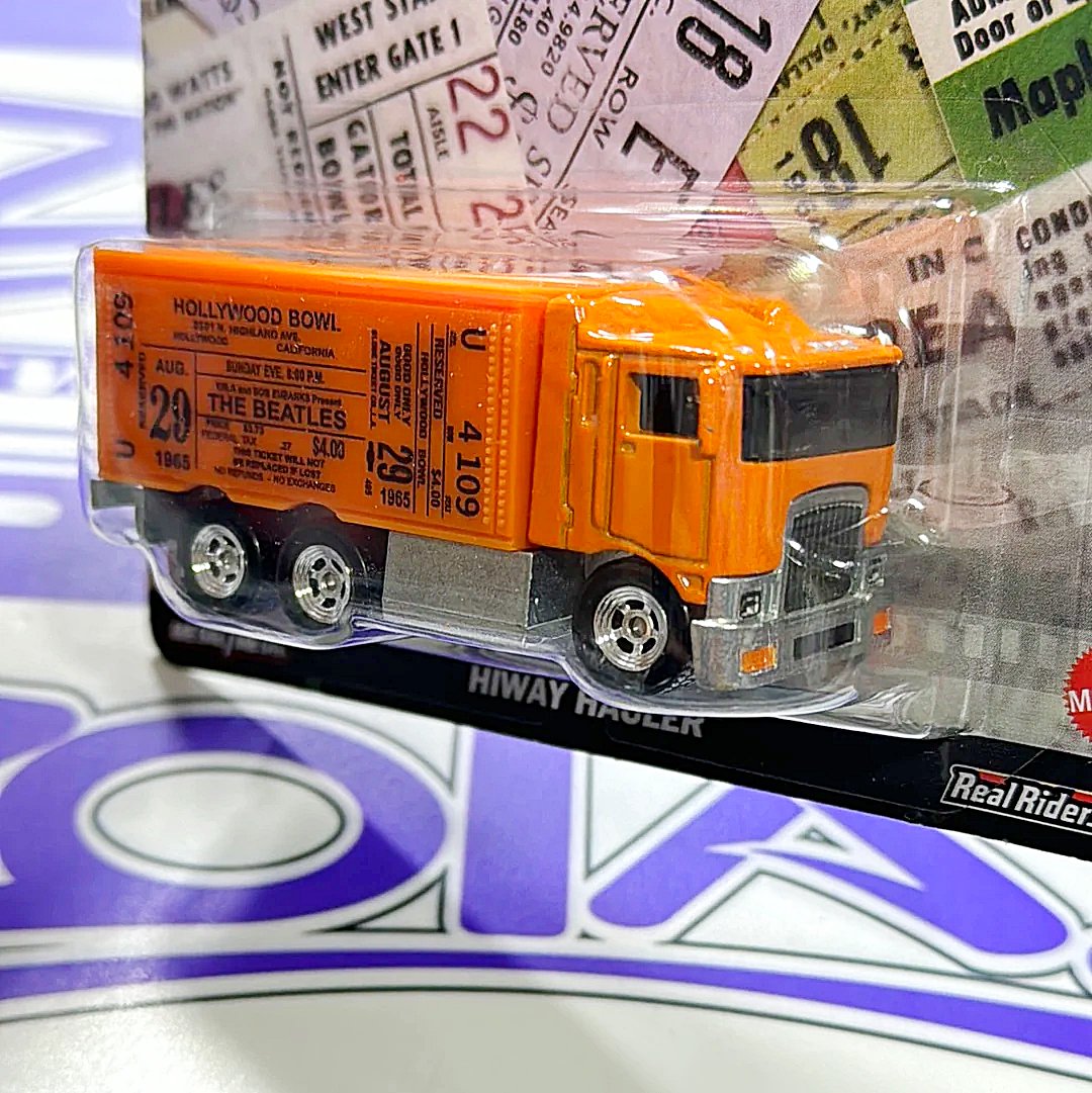 HVJ41 HIWAY HAULER BEATLES