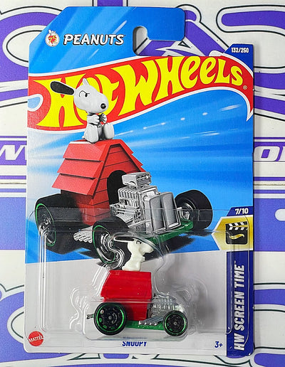 HYW62 SNOOPY