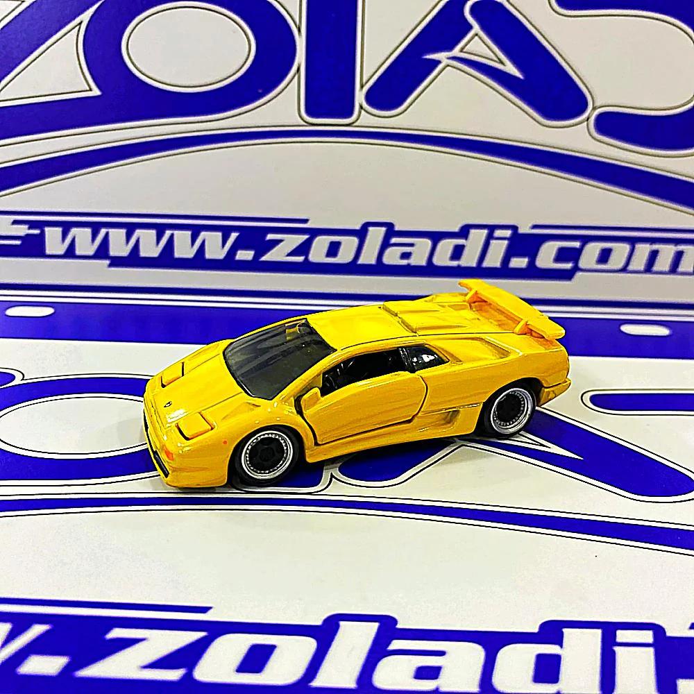 SU TOMICA LAMBORGHINI DIABLO SV