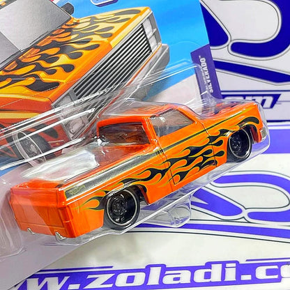 PROMO DEL DÍA JKL06 83 CHEVY SILVERADO XL