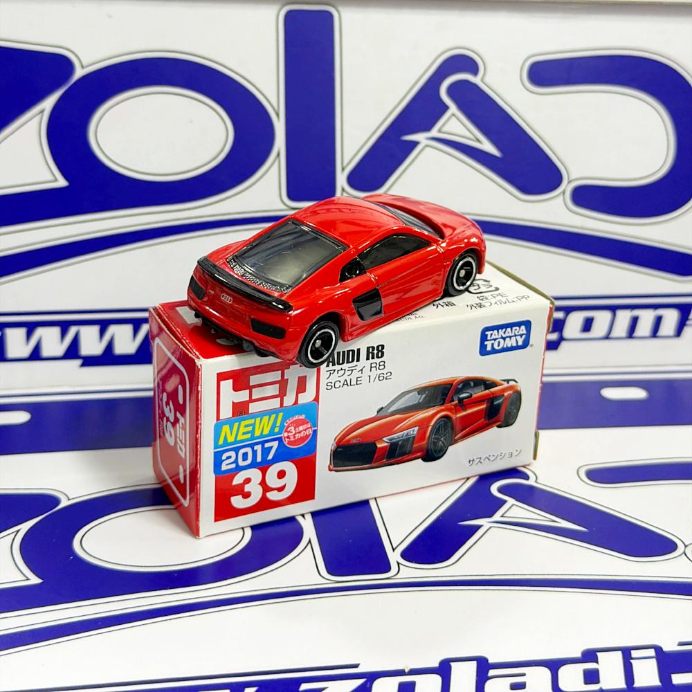 39 AUDI R8 TAKARA TOMY