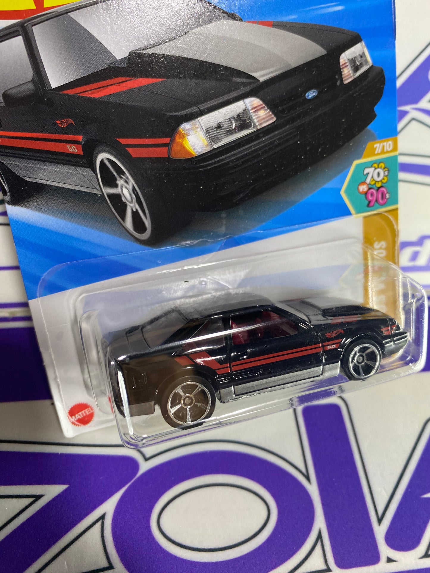 HYY68 92 FORD MUSTANG