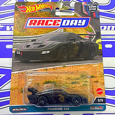 HKC63 PORSCHE 935 CHASE