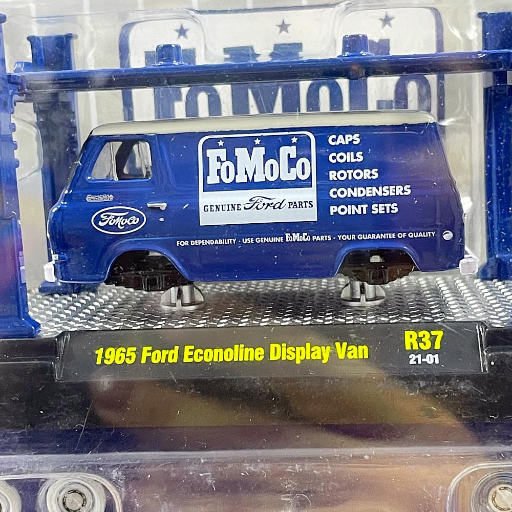 37000 1965 FORD ECONOLINE DISPLAY VAN