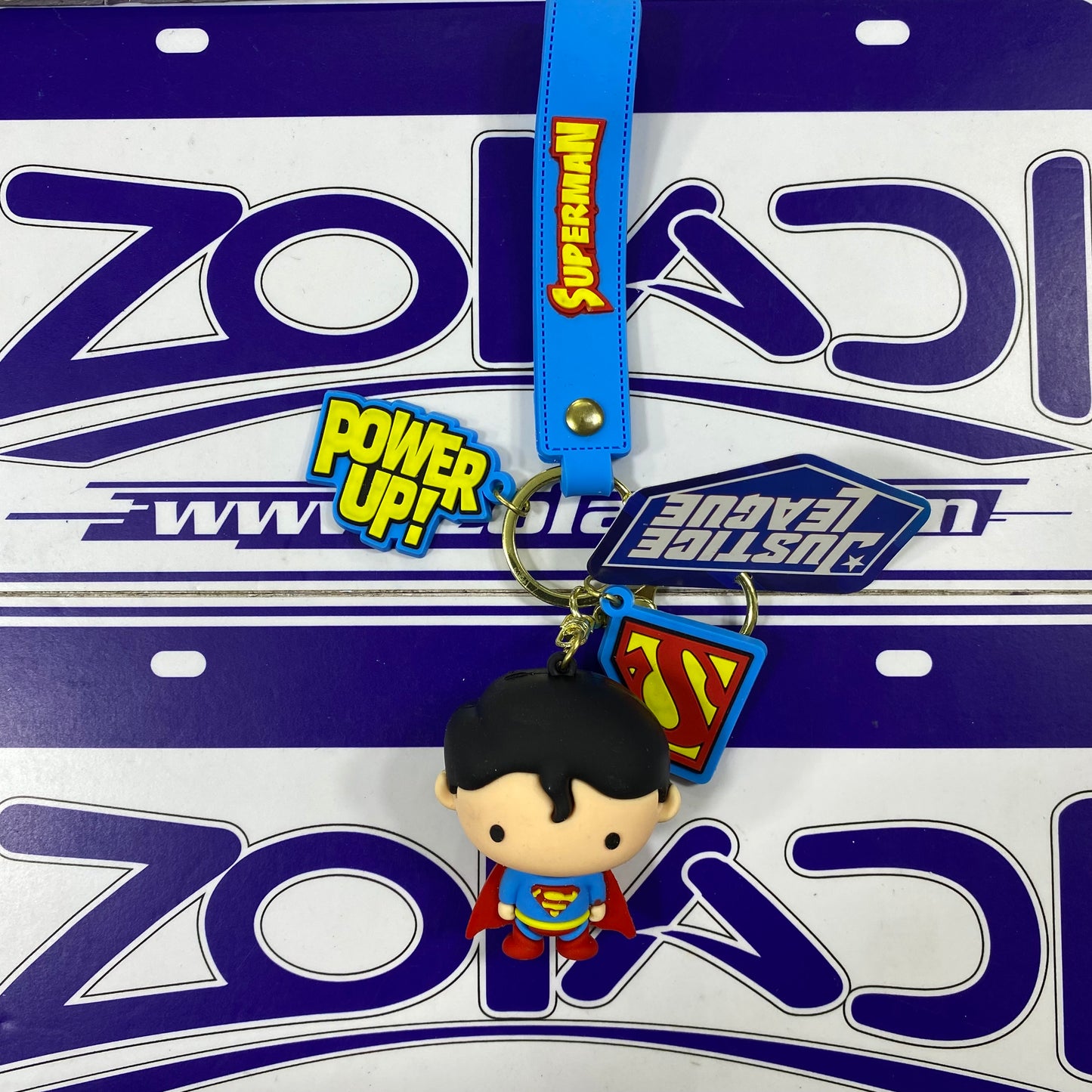 LLAVERO DE SILICONA 3D DEL PERSONSJE SUPERMAN DOC COMIC