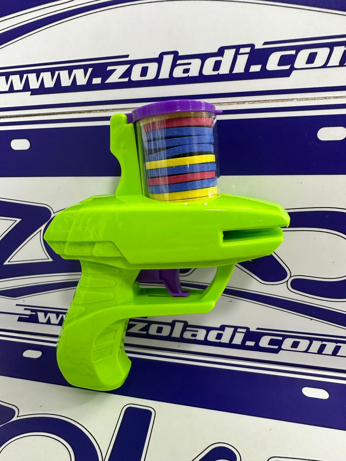 PISTOLA DE JUGUETE CON BALAS DE CORROSPUM