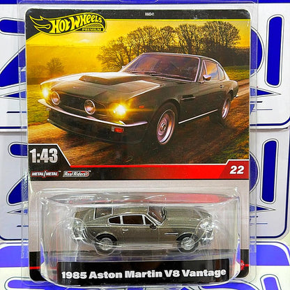 HWT12 ASTON MARTIN V8 VANTAGE