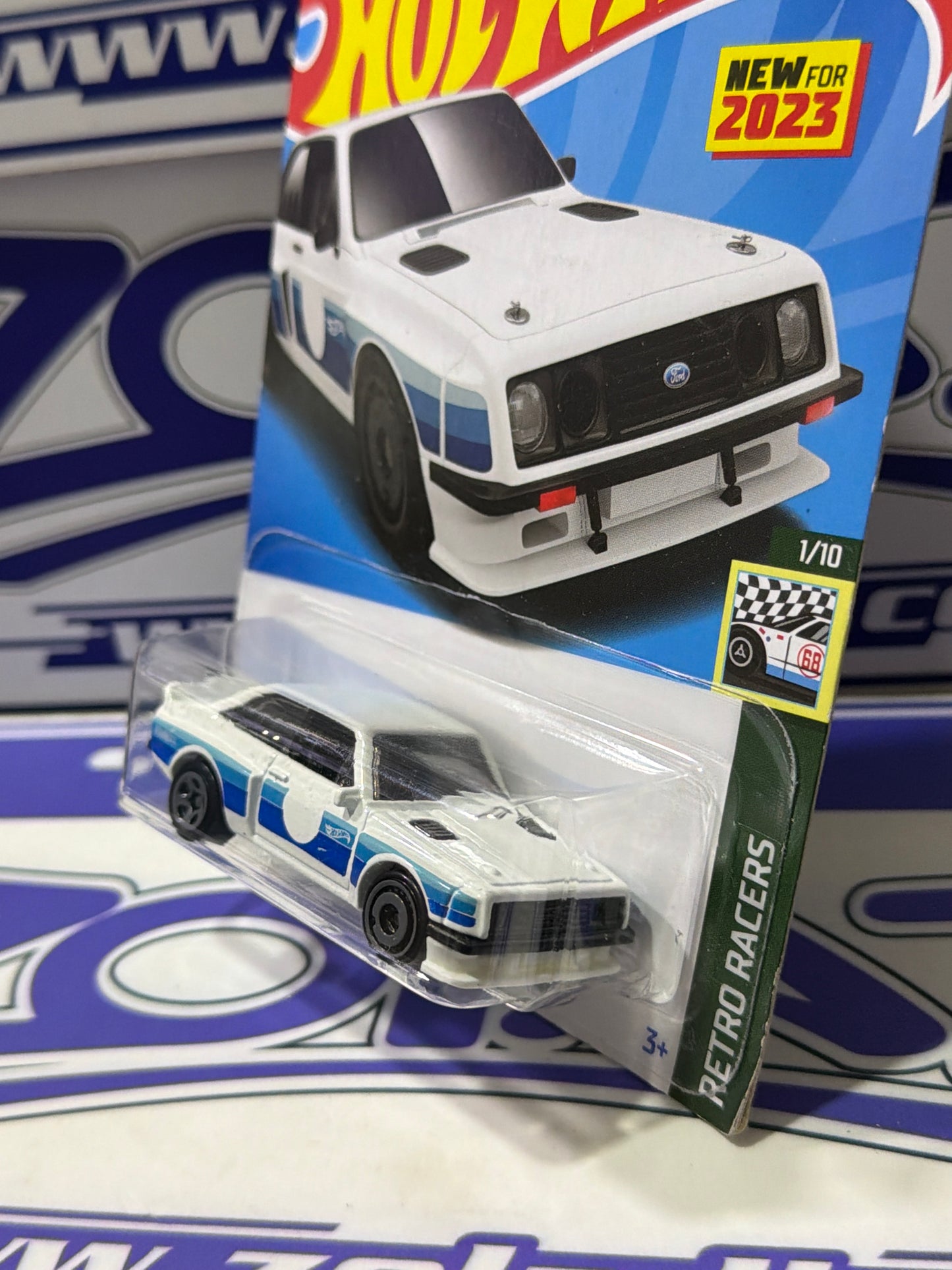 HKG25 FORD ESCORT RS2000