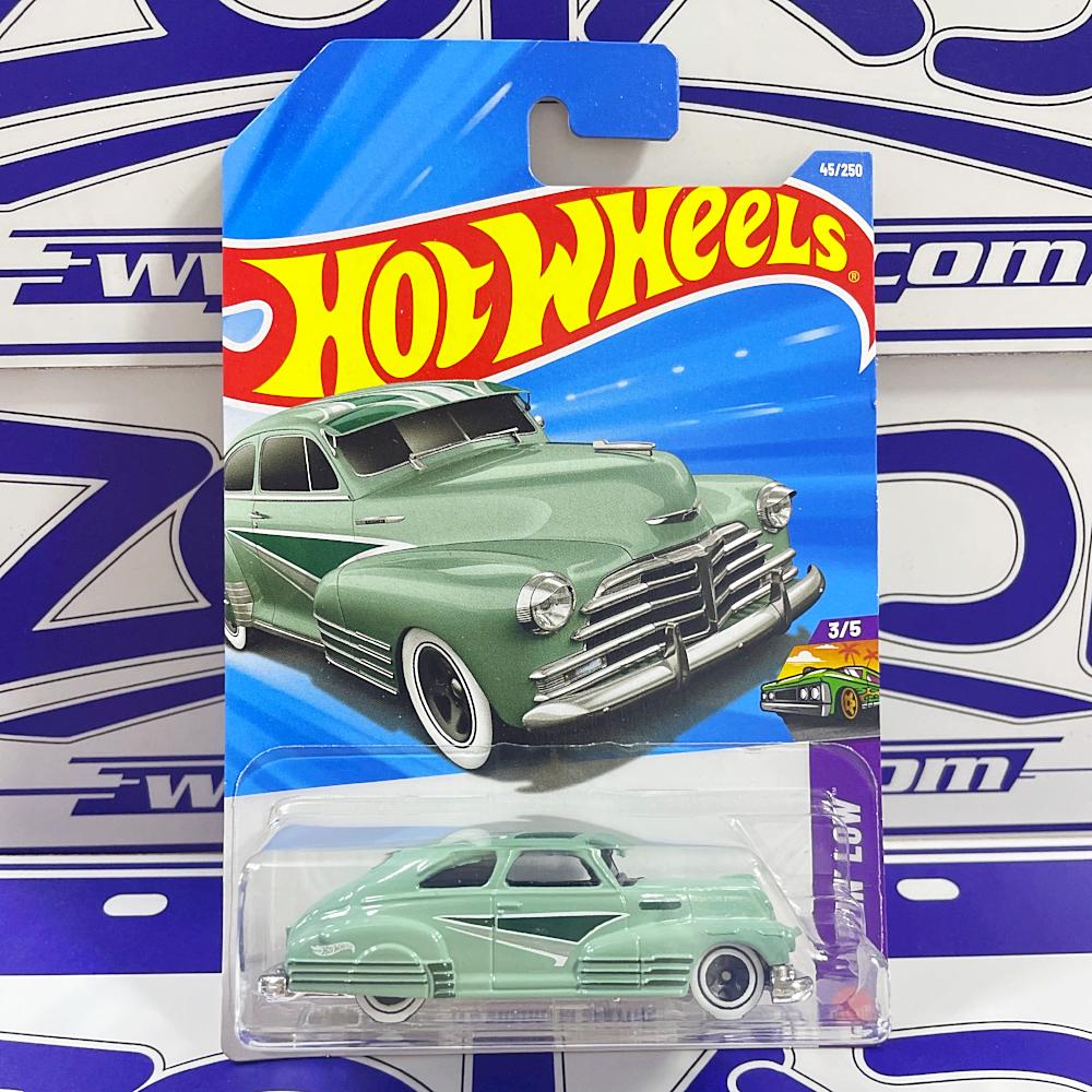 JJJ16 47 CHEVY FLEETLINE