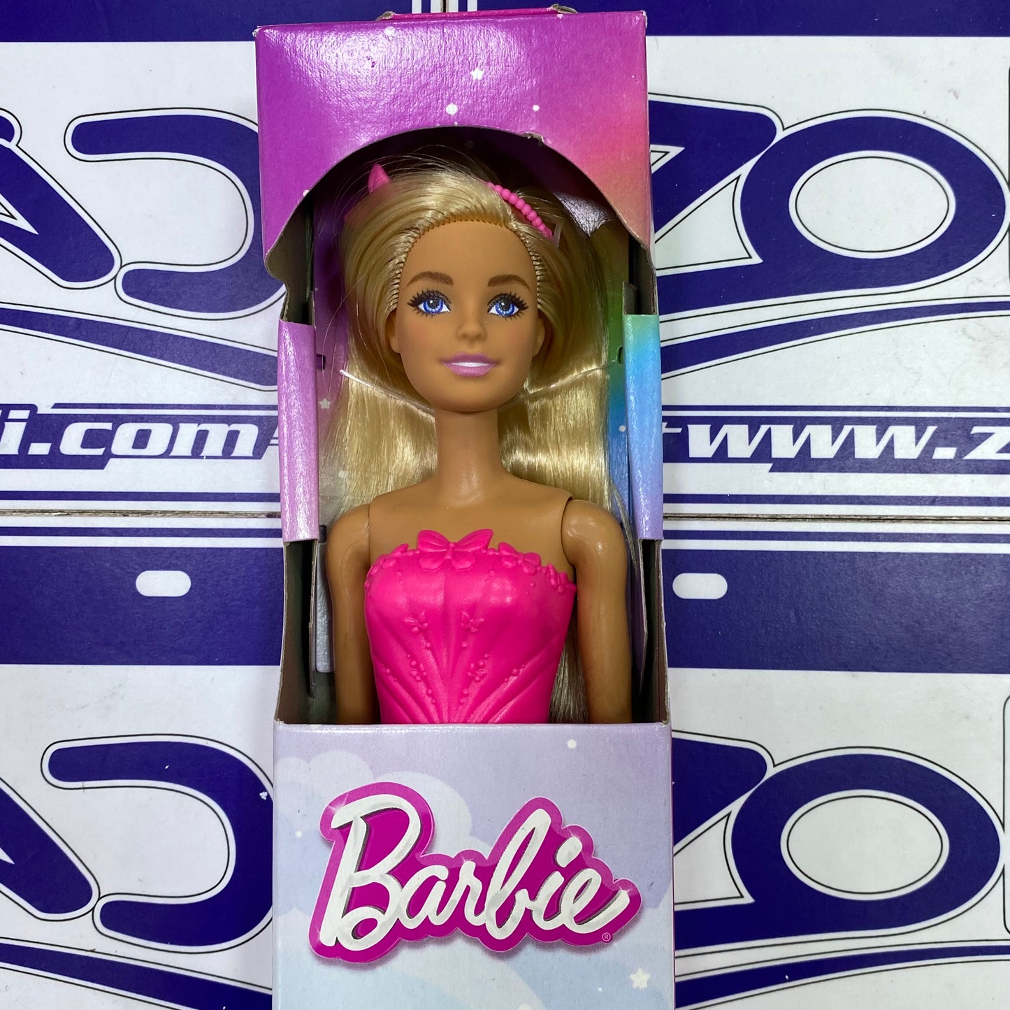 BARBIE DONCELLA