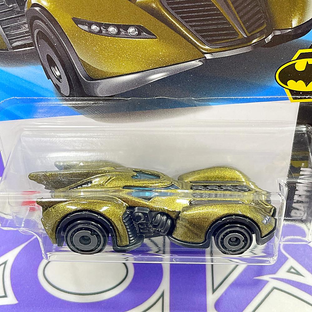 HYX04 BATMAN: ARKHAM ASYLUM BATMOBILE