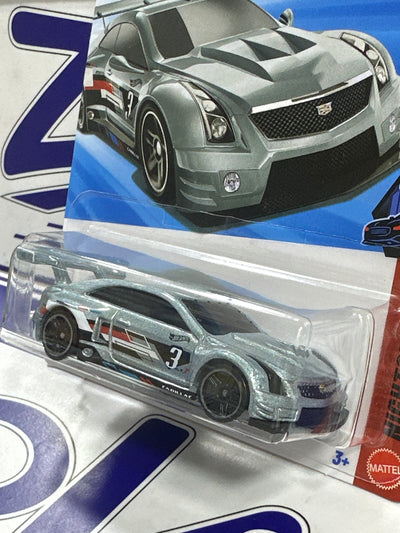 JJK36  16 CADILLAC ATS-V R