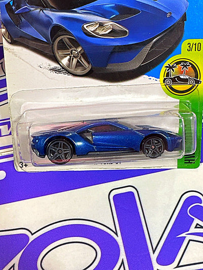 DHP28 17 FORD GT