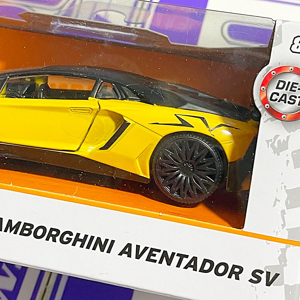 24080 1/32 LAMBORGHINI AVENTADOR SV