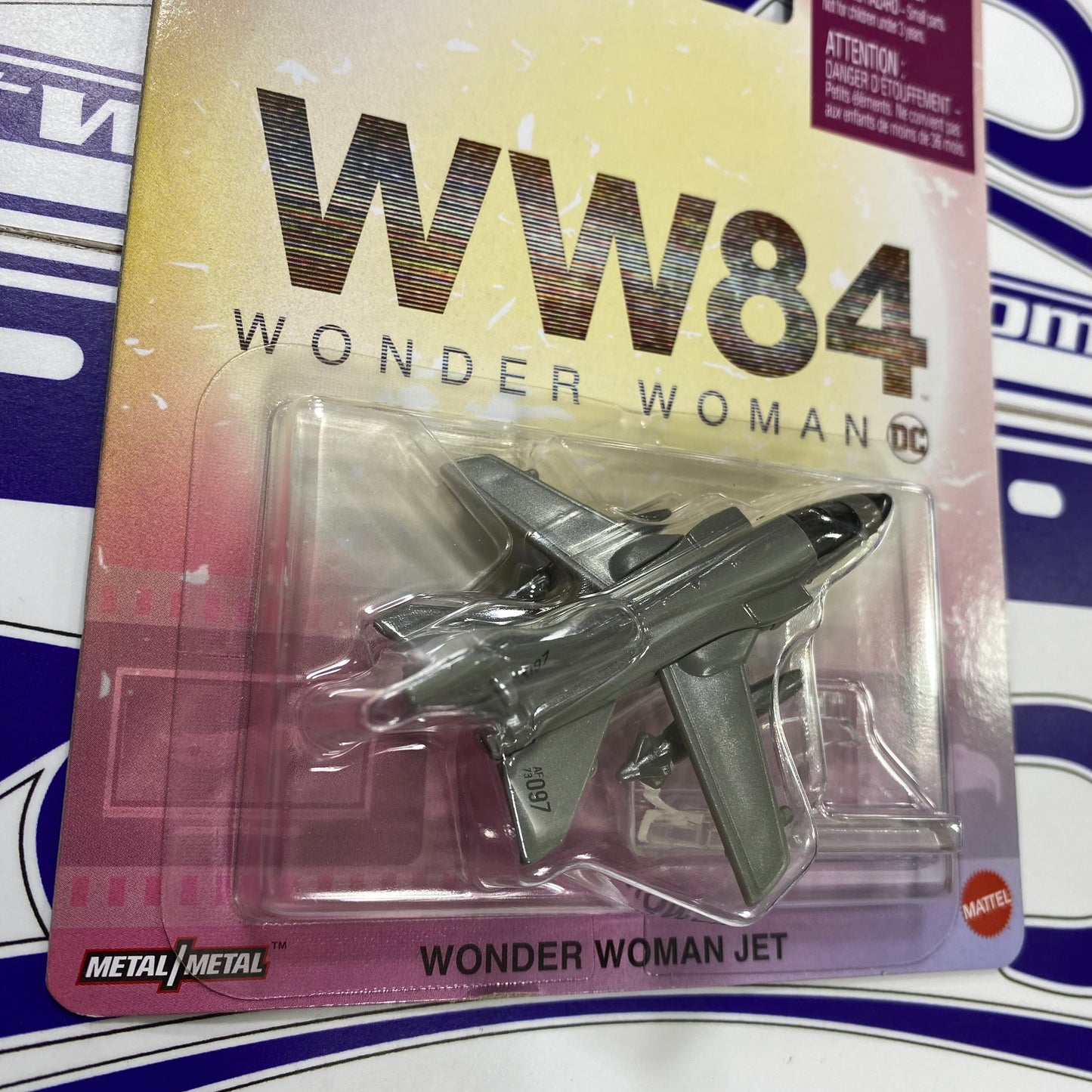 GJR53 WONDER WOMAN JET