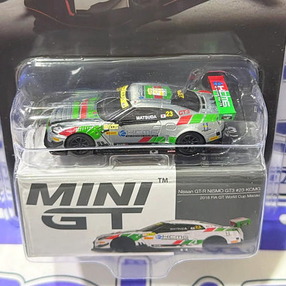 593 NISSAN GTR NISMO GT3 CHASE