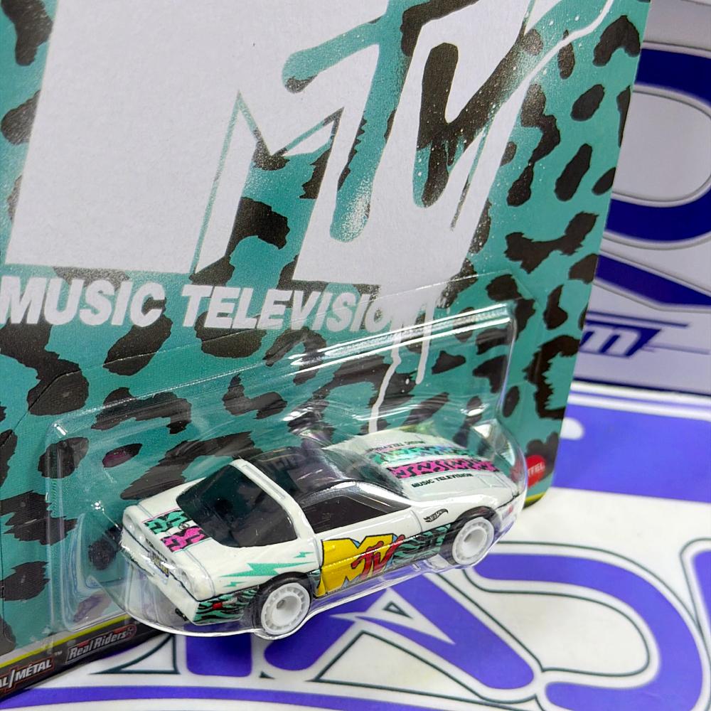 JHW93 CORVETTE 84 MTV