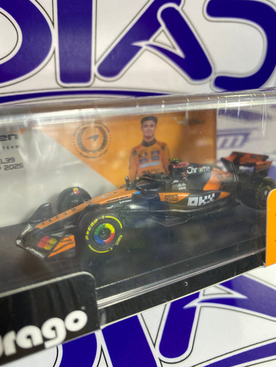 1/64 LANDO NORRIS #4 MCLAREN MCL29 2025 ( ACRILICO)