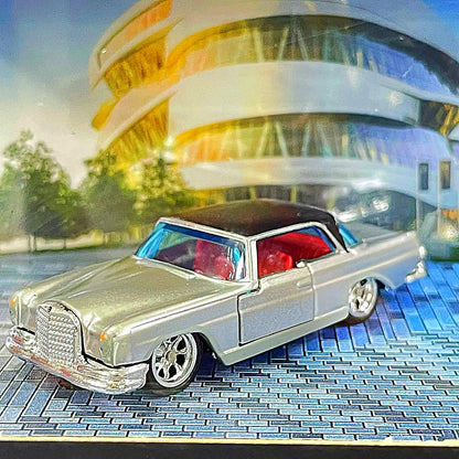 GRJ35 MERCEDES BENZ 220 SE COUPE RLC