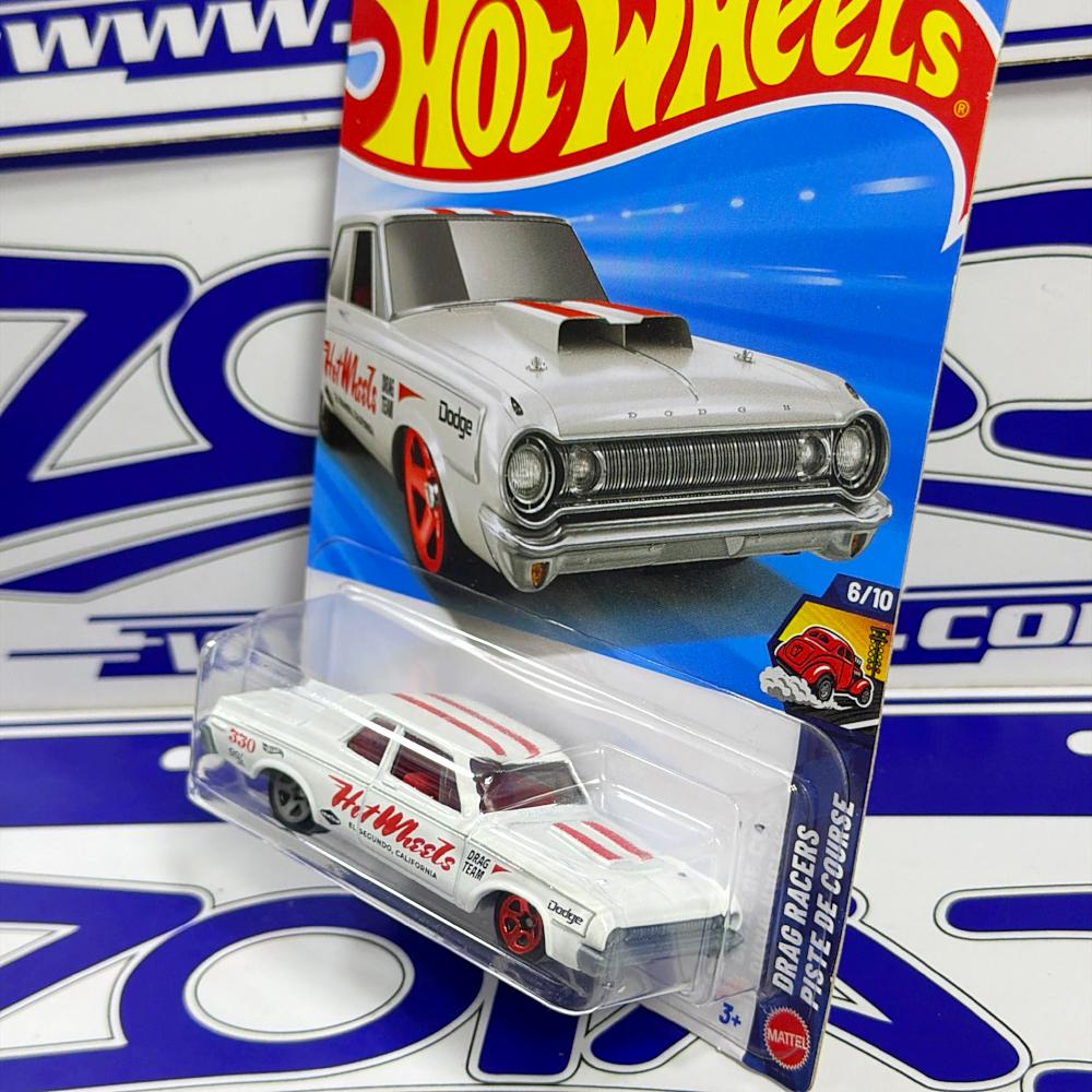 JJJ64 DODGE 330