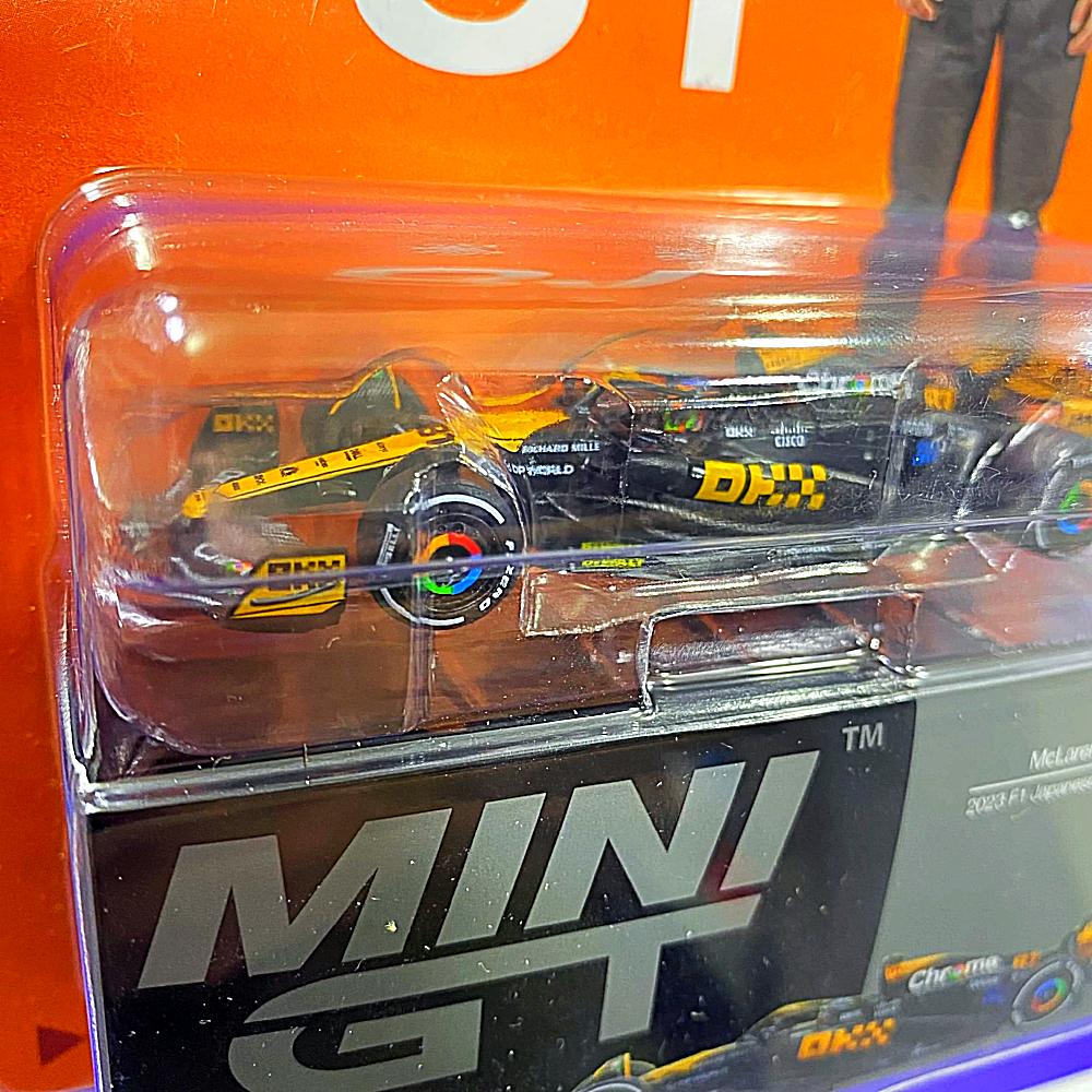 768 MINIGT OSCAR PIASTRI MCLAREN MCL60 #81 2023 F1