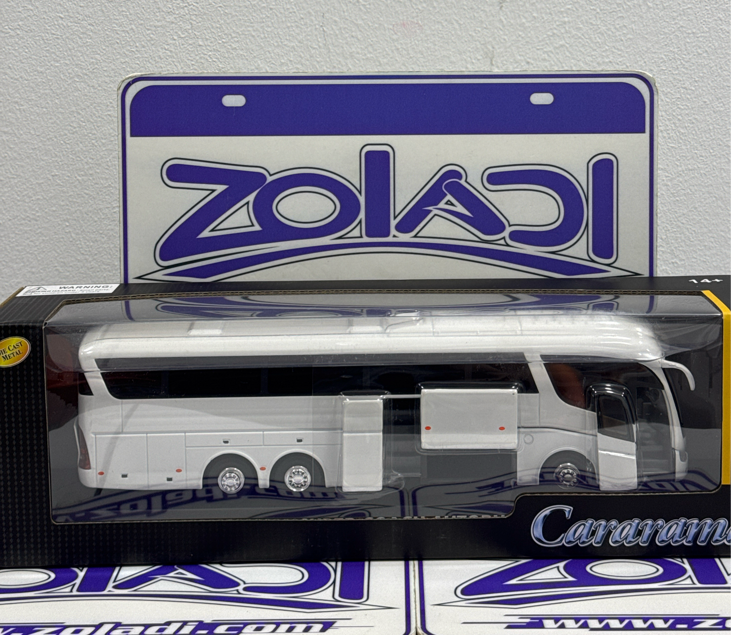 57702 SUPER COACH AUTOBUS CARARAMA 1/50