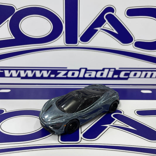 YOUR MCLAREN 720S PREMIUM