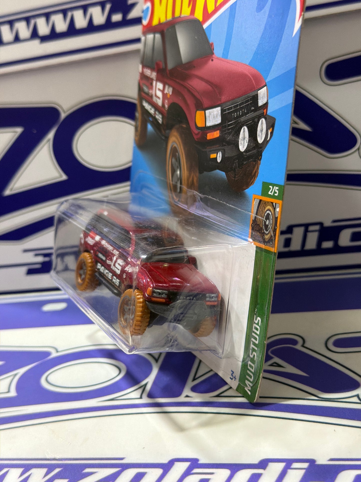 HCY57 TOYOTA LAND CRUISER 80