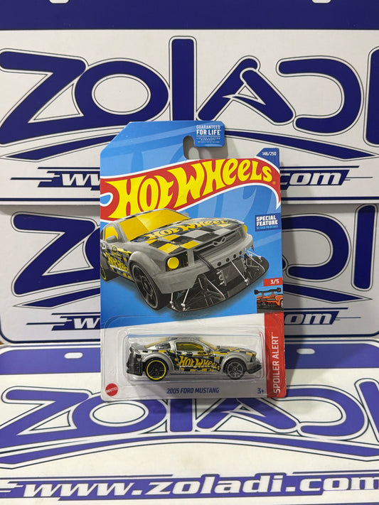 HCV12 2005 FORD MUSTANG