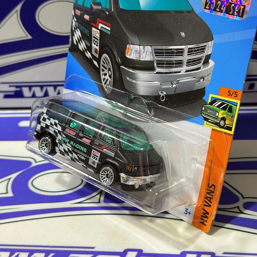 HTB95 DODGE VAN