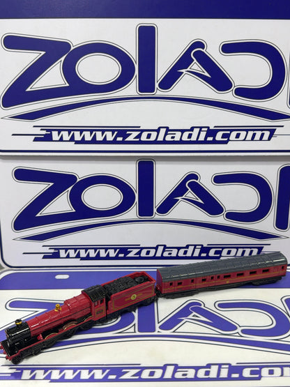 06 HARRY POTTER EXPRESO DE HOGWARTS TOMICA