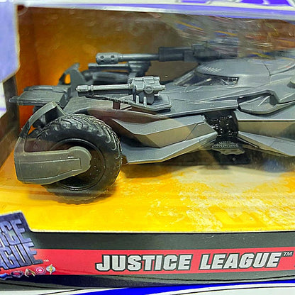 99230 1/32 JUSTICE LEAGUE BATMOBILE