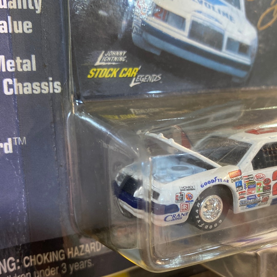 FORD THUNDERBIRD STOCK CAR LEGENDS JHONY LIGHTNING