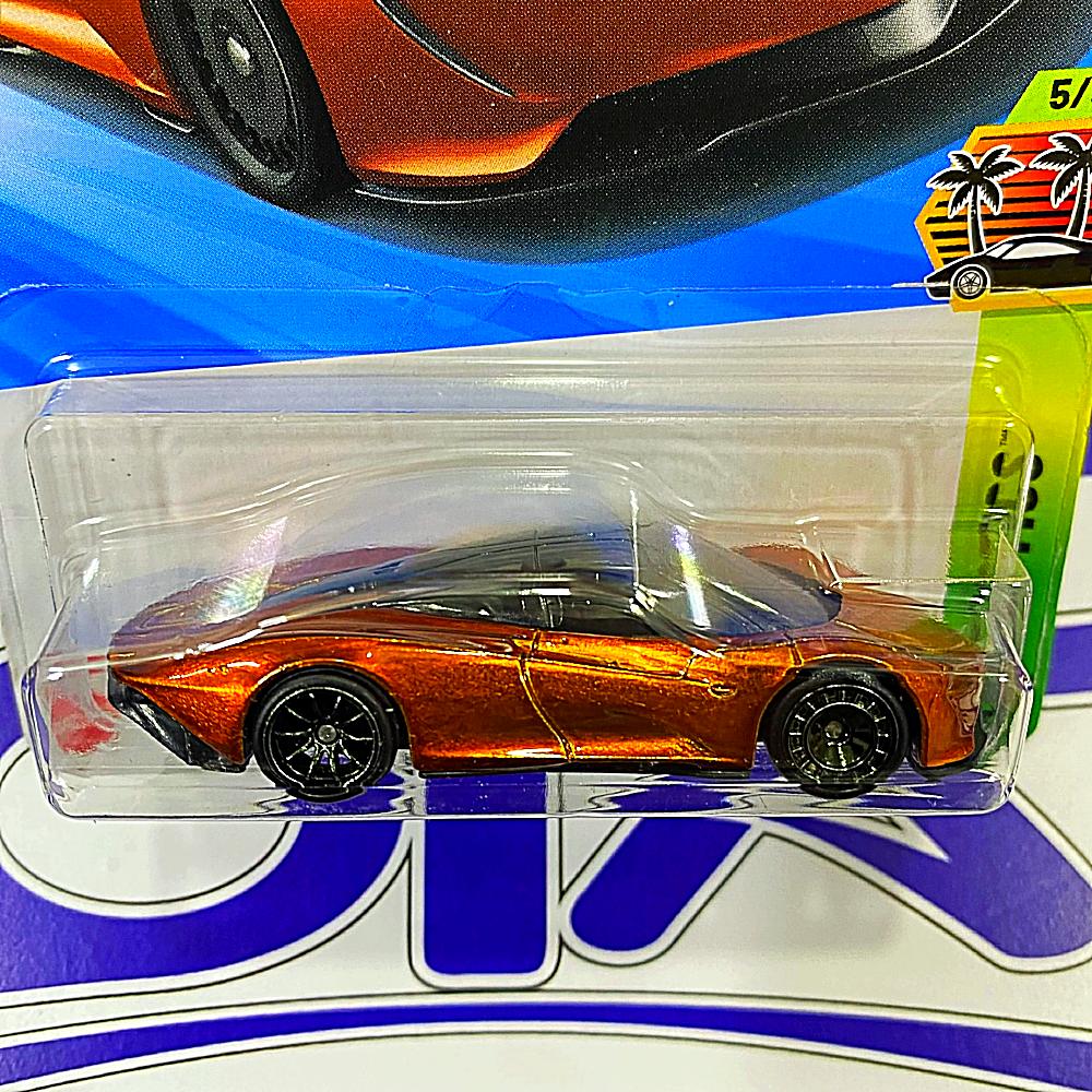 JBC44 MCLAREN SPEEDTAIL STH