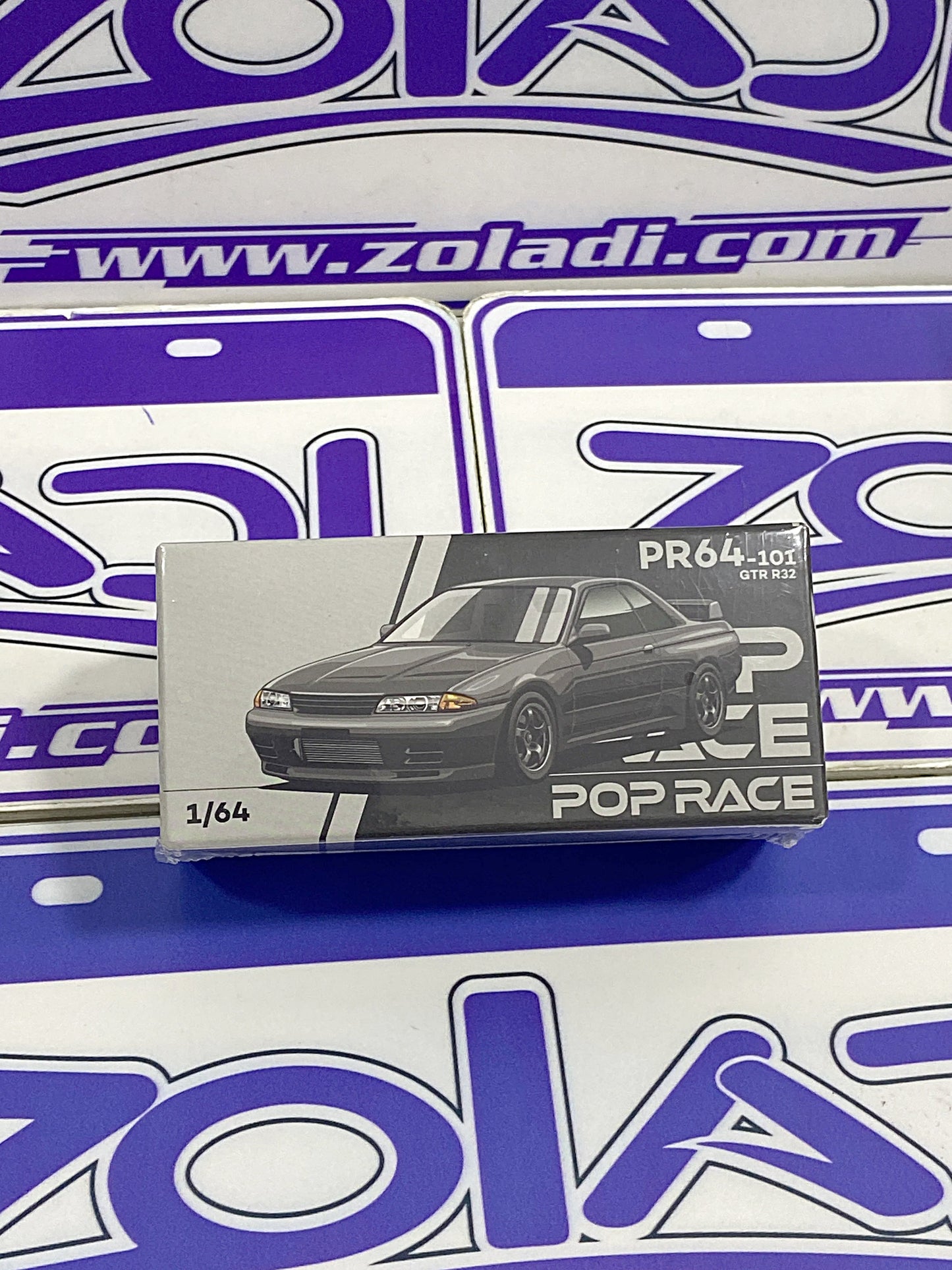POP RACE NISSAN SKYLINE GTR R32