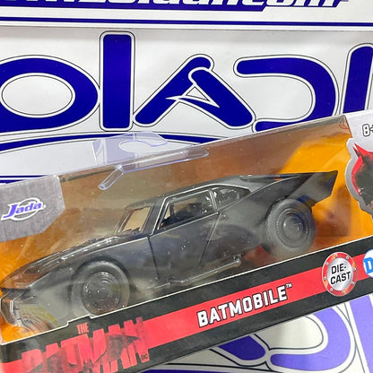 32733 1/32 BATMOBILE