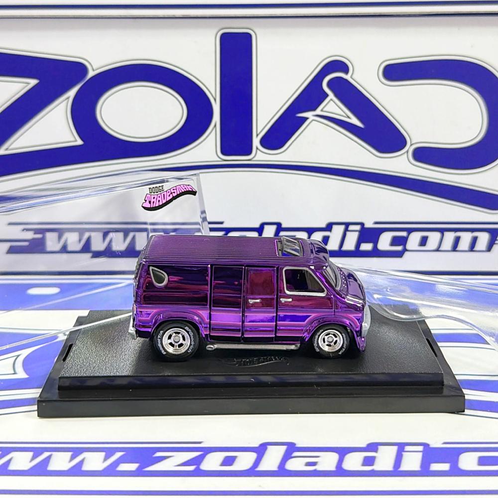 HGK78 DODGE TRADESMAN RLC